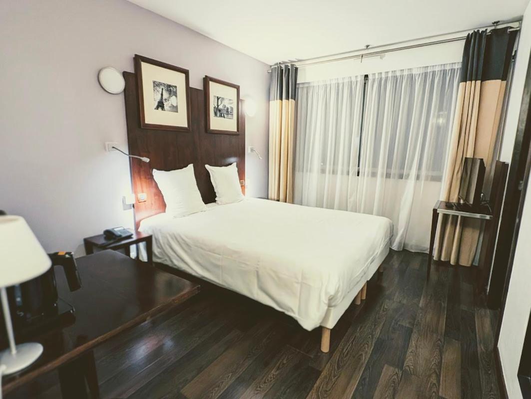 Hotel Du Centre آنماس المظهر الخارجي الصورة